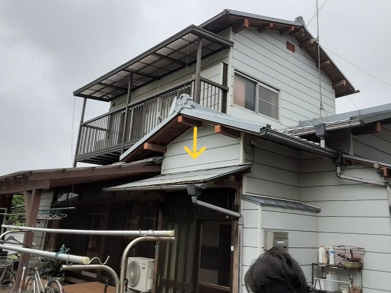 2階建て住宅の屋根工事